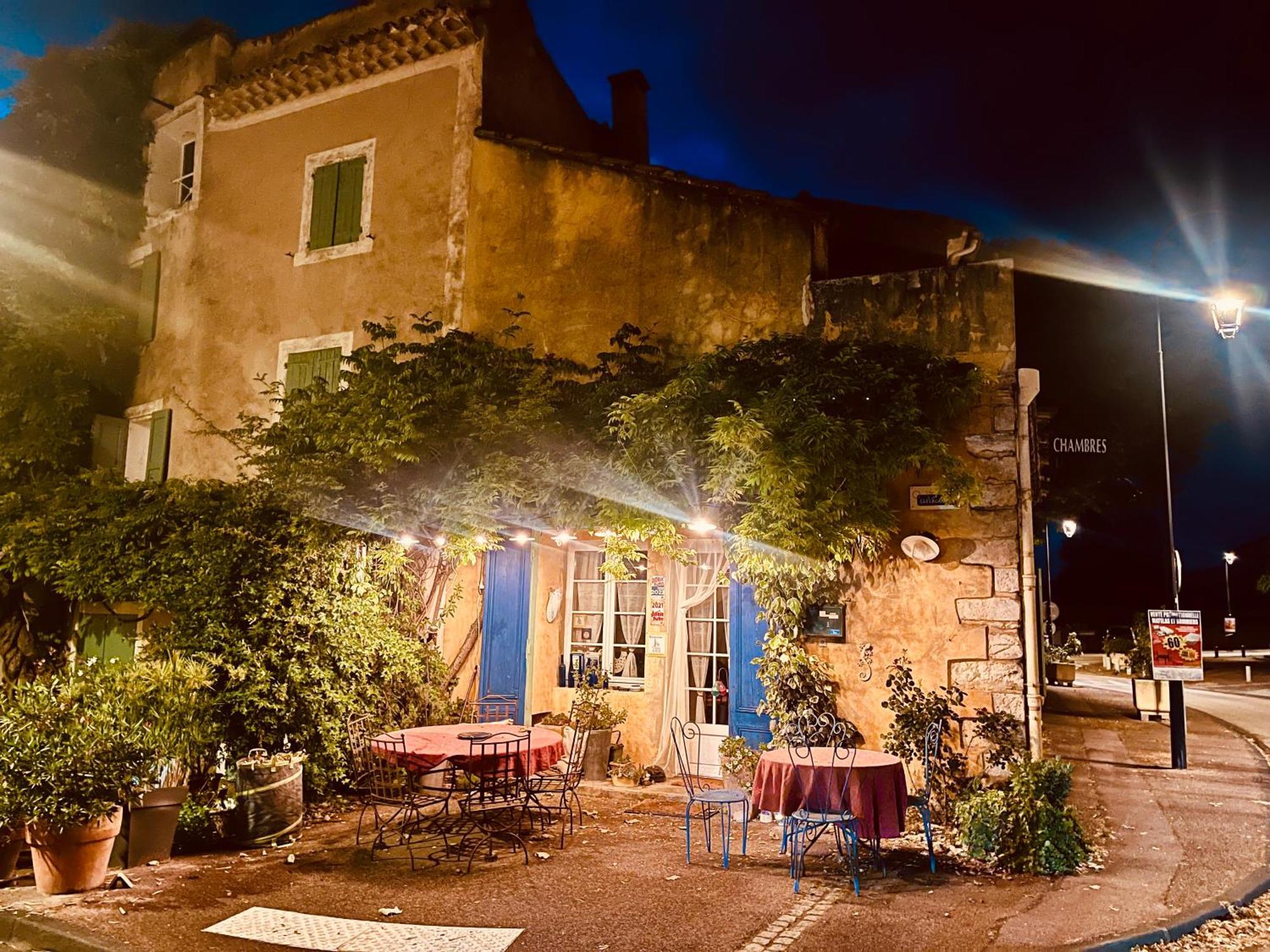 Hotel La Sarrasine Villes-sur-Auzon Exterior foto